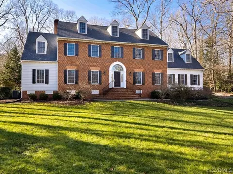 11911 Spring Creek Dr, Midlothian, VA 23113 photo 2