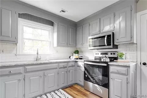 300 Rollingview Dr, Sandston, VA 23150 photo 14