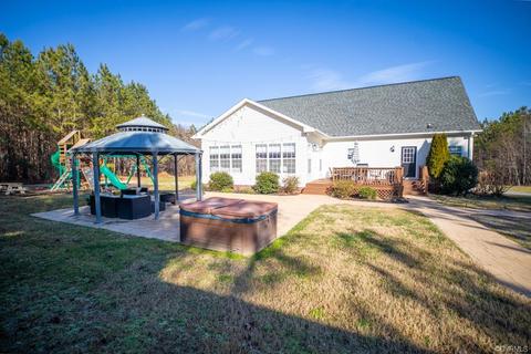 209 Chapel Rd, Kenbridge, VA 23944 photo 7