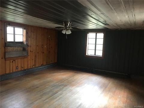 104 E Pinecrest St, Wakefield, VA 23888 photo 10