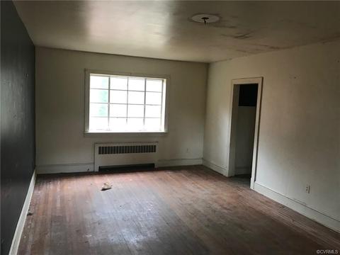 104 E Pinecrest St, Wakefield, VA 23888 photo 7