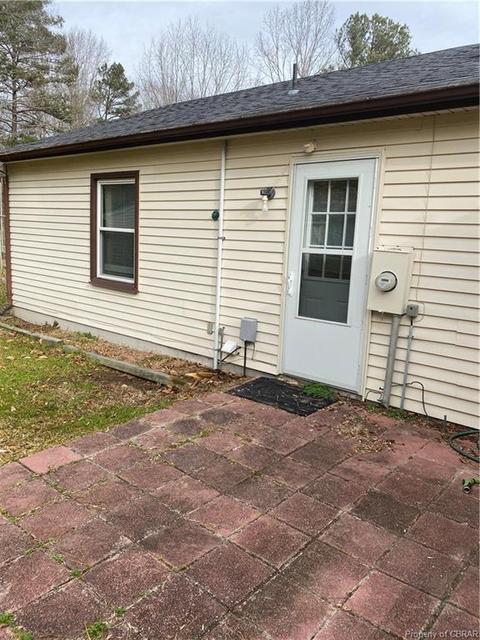 6614 Lake View Dr, Gloucester, VA 23061 photo 3