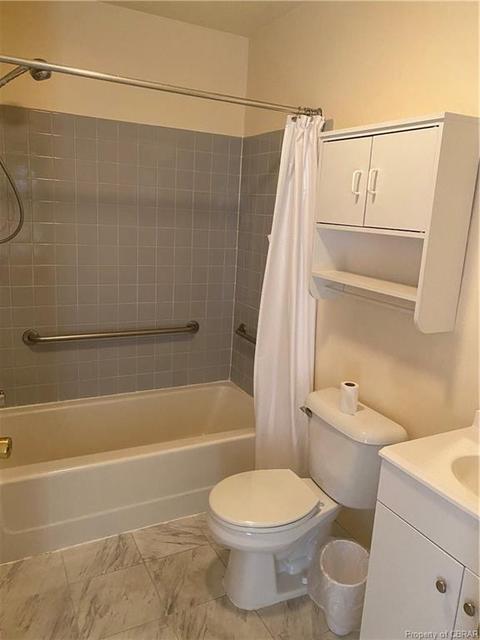 6614 Lake View Dr, Gloucester, VA 23061 photo 11