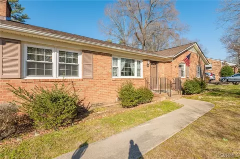4740 Overlea Dr, Midlothian, VA 23112 photo 3