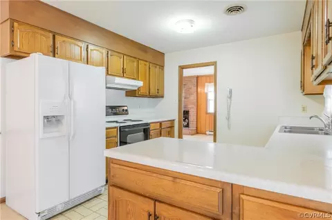 4740 Overlea Dr, Midlothian, VA 23112 photo 11