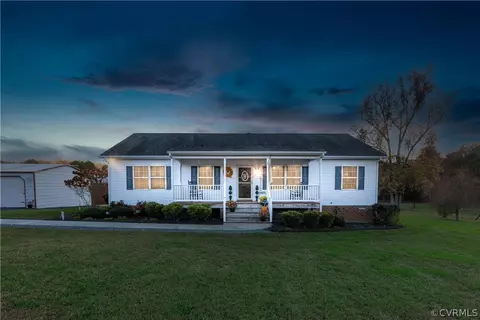 19601 Ahern Rd, Moseley, VA 23120 photo 2