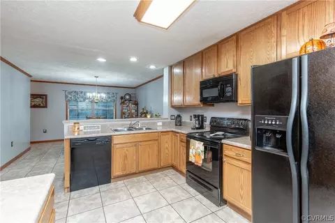 19601 Ahern Rd, Moseley, VA 23120 photo 18