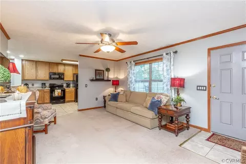 19601 Ahern Rd, Moseley, VA 23120 photo 16