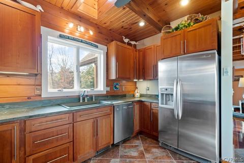 92 Bartlett Ln, Lancaster, VA 22503 photo 35