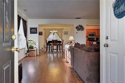 7216 Jeanne Dr, Gloucester, VA 23061 photo 10