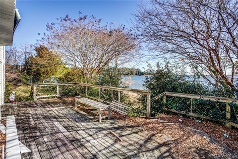 142 John E Wright Dr, Deltaville, VA 23043 photo 28