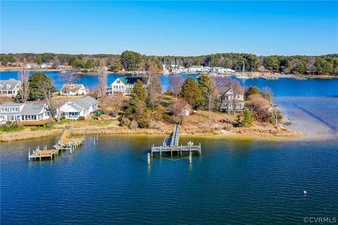 142 John E Wright Dr, Deltaville, VA 23043 photo 2