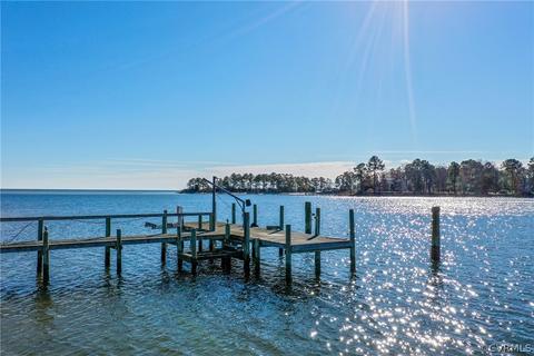 142 John E Wright Dr, Deltaville, VA 23043 photo 9