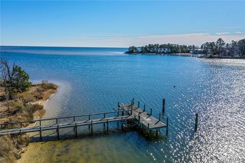 142 John E Wright Dr, Deltaville, VA 23043 photo 10