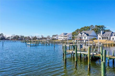 142 John E Wright Dr, Deltaville, VA 23043 photo 8