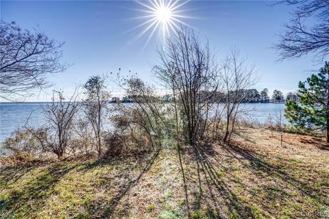 142 John E Wright Dr, Deltaville, VA 23043 photo 16
