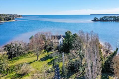 142 John E Wright Dr, Deltaville, VA 23043 photo 15