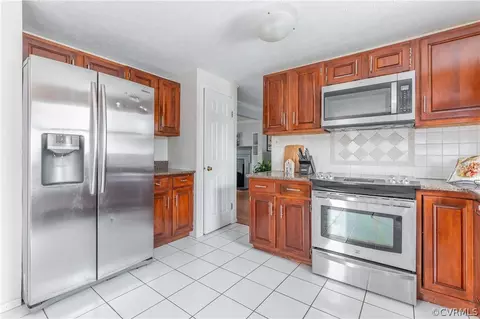 8400 Middle Loop, North Chesterfield, VA 23235 photo 11