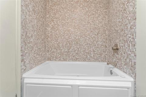 30 Golf Ln, Weems, VA 22576 photo 33