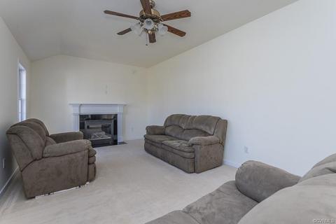 19911 E Whisper Ct, Sutherland, VA 23885 photo 8