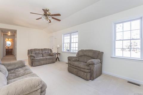 19911 E Whisper Ct, Sutherland, VA 23885 photo 11