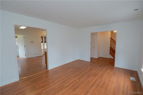 8153 Burnside Ct, Mechanicsville, VA 23116 photo 9