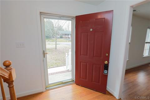 8153 Burnside Ct, Mechanicsville, VA 23116 photo 4