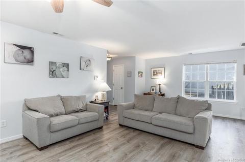 7329 Jeanne Dr, Gloucester, VA 23061 photo 5