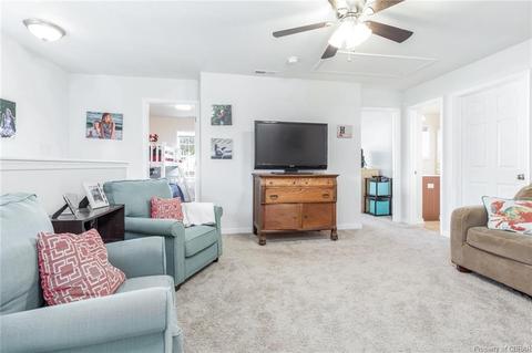 7329 Jeanne Dr, Gloucester, VA 23061 photo 16