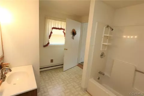 129 Craddock St, Halifax, VA 24558 photo 13