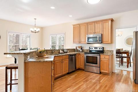 5905 Fox Crest Pl, Midlothian, VA 23112 photo 13