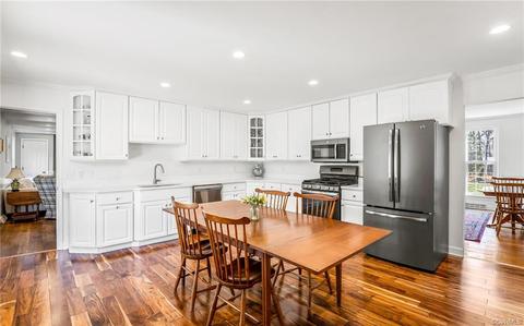 2710 Sandhurst Ln, Midlothian, VA 23113 photo 6