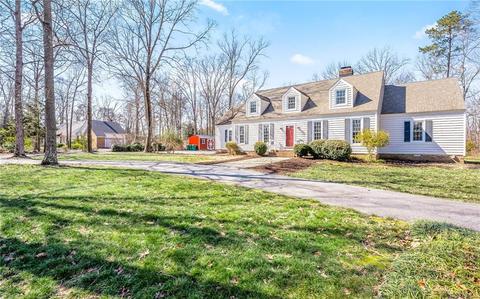 2710 Sandhurst Ln, Midlothian, VA 23113 photo 3