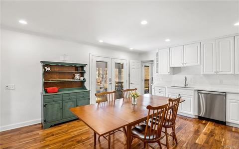 2710 Sandhurst Ln, Midlothian, VA 23113 photo 9