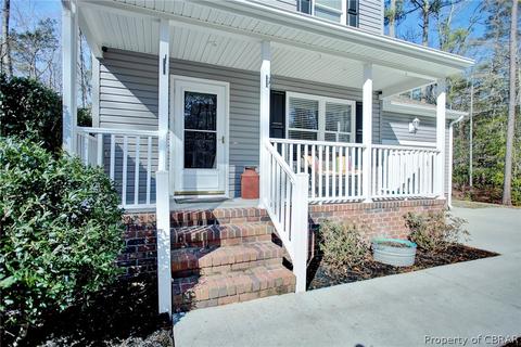 12322 Pine Trl, Gloucester, VA 23061 photo 4