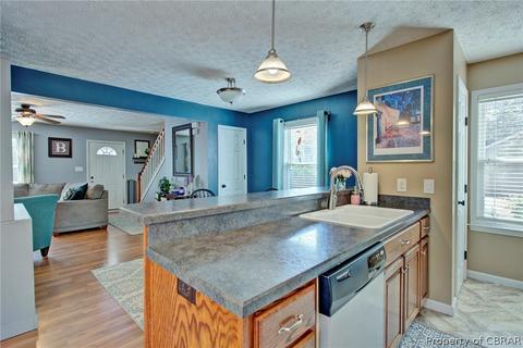 12322 Pine Trl, Gloucester, VA 23061 photo 14