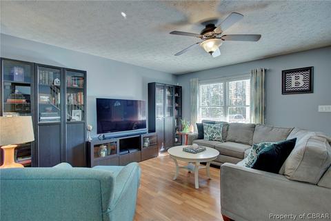 12322 Pine Trl, Gloucester, VA 23061 photo 6