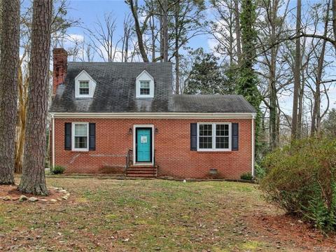 108 E Pinecrest Rd, Wakefield, VA 23888 photo 2