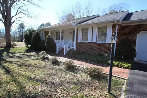 7252 Woody Rd, Gloucester, VA 23061 photo 4