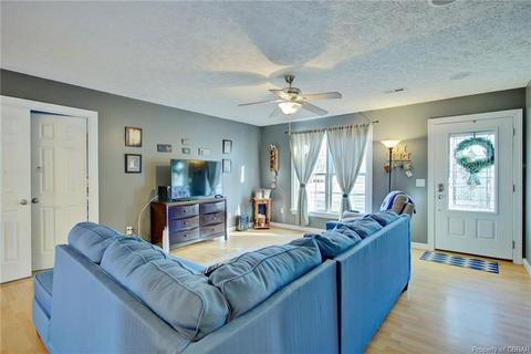 4832 David Dr, Gloucester, VA 23061 photo 2