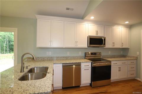 7364 Owen St, Gloucester, VA 23061 photo 10