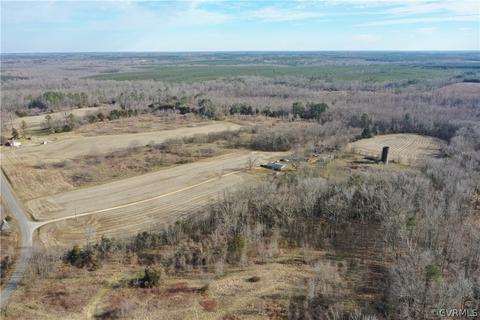 13408 Continental Rd, Wilsons, VA 23894 photo 1