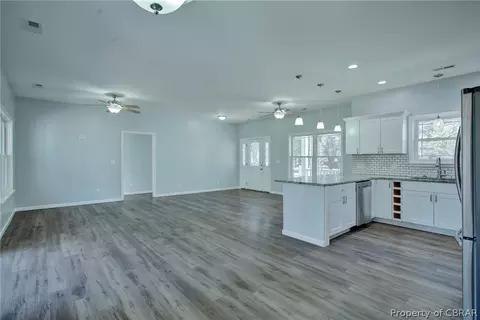 6455 Fleming Rilee Ln, Gloucester, VA 23061 photo 8