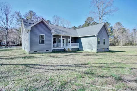 6455 Fleming Rilee Ln, Gloucester, VA 23061 photo 3