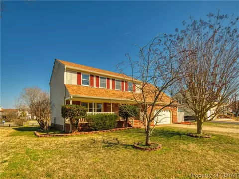 38 W River Point Dr, Hampton, VA 23669 photo 3