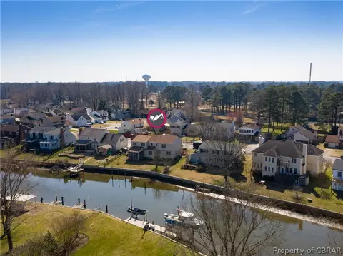 38 W River Point Dr, Hampton, VA 23669 photo 8