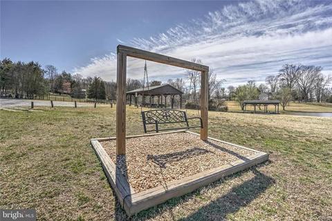 224 Bailey Dr, Louisa, VA 23093 photo 8
