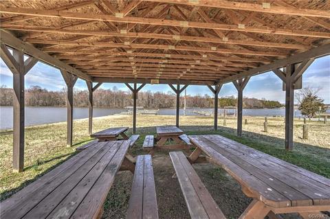 224 Bailey Dr, Louisa, VA 23093 photo 9