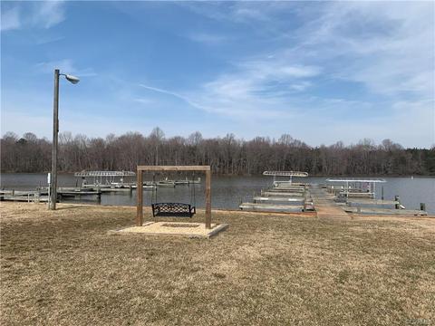 224 Bailey Dr, Louisa, VA 23093 photo 7