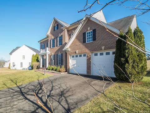 18605 Kerill Rd, Triangle, VA 22172 photo 2